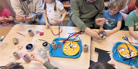 Powiększ grafikę: Wielkanocne warsztaty z rodzicami w grupie Motylków