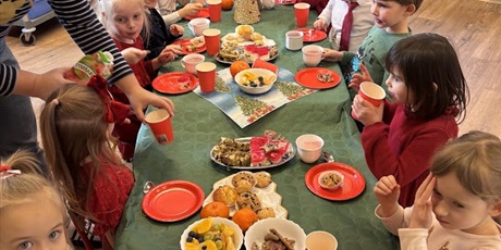 Powiększ grafikę: Wigilia grupowa w Motylkach