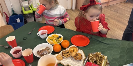 Powiększ grafikę: Wigilia grupowa w Motylkach