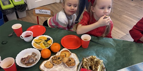 Powiększ grafikę: Wigilia grupowa w Motylkach