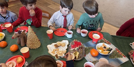 Powiększ grafikę: Wigilia grupowa w Motylkach