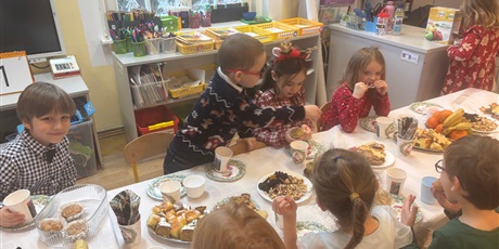 Powiększ grafikę: Wigilia grupowa w Żuczkach