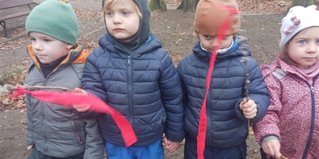 Powiększ grafikę: Wiosenny spacer przedszkolaków na Powitanie Wiosny