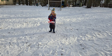 Powiększ grafikę: Zabawy na śniegu w Gwarnym Dworku