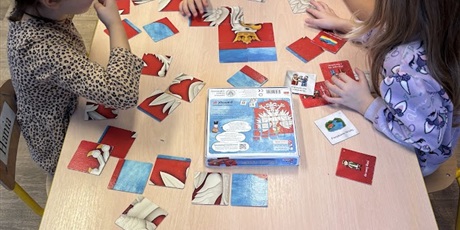 Powiększ grafikę: Zajęcia patriotyczne z panią z Instytutu Pamięci Narodowej