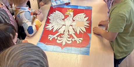 Powiększ grafikę: Zajęcia patriotyczne z panią z Instytutu Pamięci Narodowej