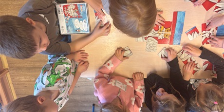 Powiększ grafikę: Zajęcia patriotyczne z panią z Instytutu Pamięci Narodowej