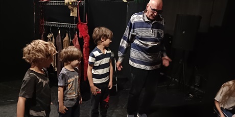 Powiększ grafikę: Żuczkowe warsztaty we współpracy z Teatrem Miniatura “Sztuka się Robi | inkubator teatralny”
