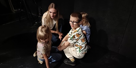 Powiększ grafikę: Żuczkowe warsztaty we współpracy z Teatrem Miniatura “Sztuka się Robi | inkubator teatralny”
