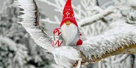 Powiększ grafikę: Mikołaj na gałązce pokrytej śniegiem